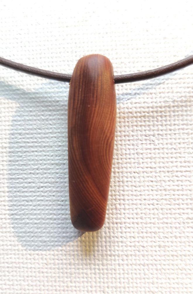 Eiben-Amulett schlicht 3 – Bild 3