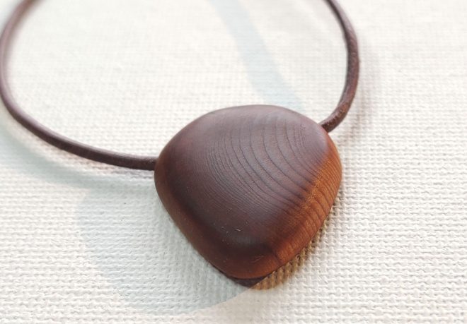 Eiben-Amulett schlicht 1 – Bild 3