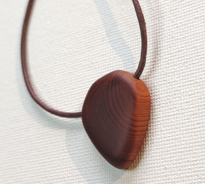 Eiben-Amulett schlicht 1 – Bild 2