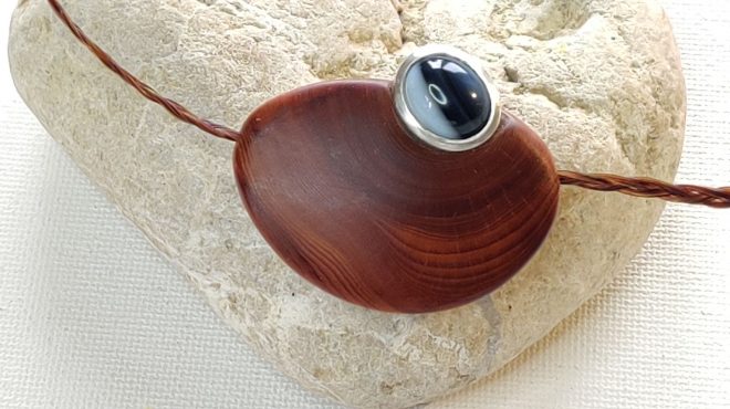 Eiben-Amulett mit Schneeflockenobsidian – Bild 9