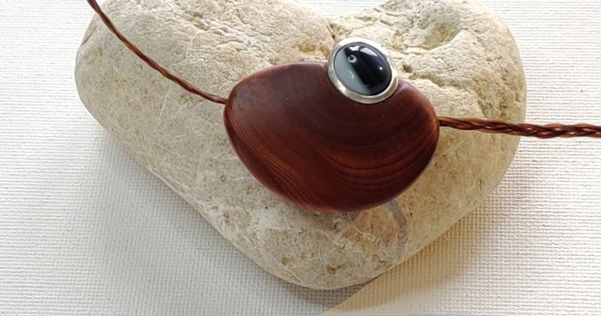 Eiben-Amulett mit Schneeflockenobsidian – Bild 8