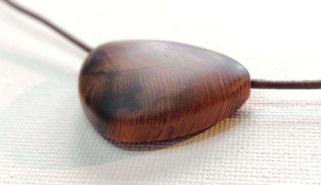 Eiben-Amulett schlicht 2 – Bild 3