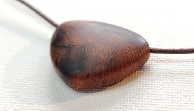 Eiben-Amulett schlicht 2 – Bild 2